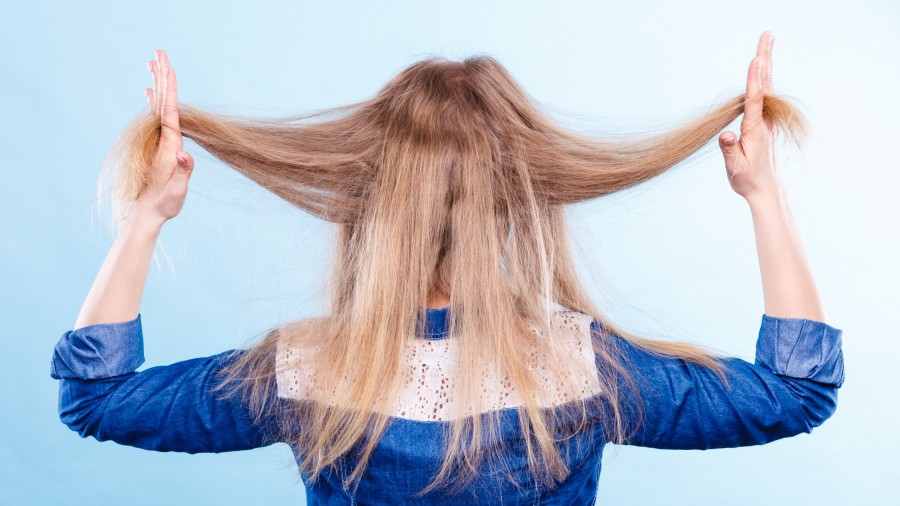 Quelles sont les conséquences possibles du décapage sur la santé des cheveux ?