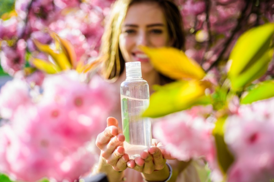 Pourquoi utiliser un démaquillant pour cheveux ?