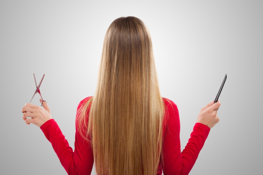 Existe-t-il des remèdes naturels pour favoriser la pousse des cheveux ?