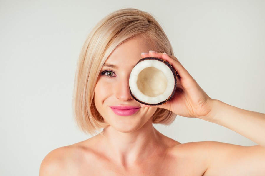 Tout savoir sur l'utilisation de l'huile de coco pour le visage