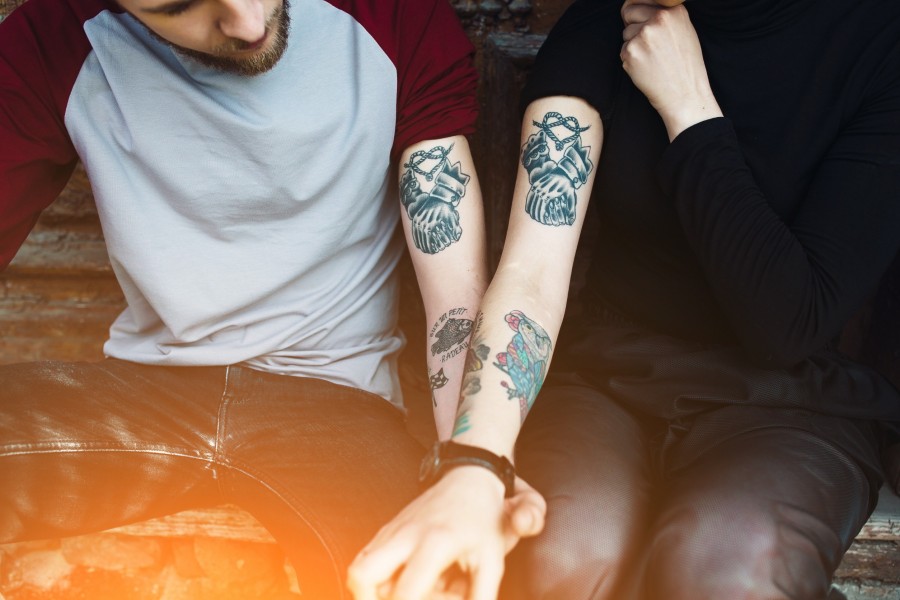 Le tatouage en commun : symbolique et original