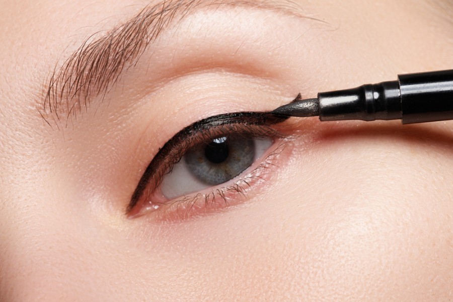 Comment réaliser un tuto eyeliner parfait pour les débutants ?